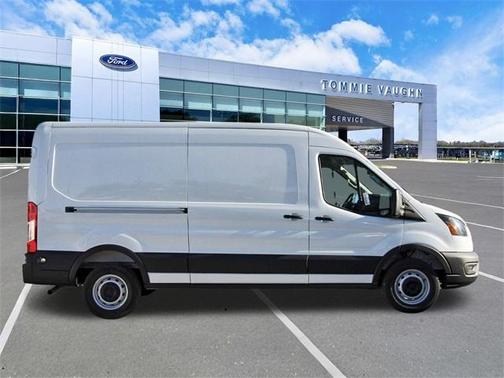 2026 Ford Transit-250 148 WB Medium Roof Cargo