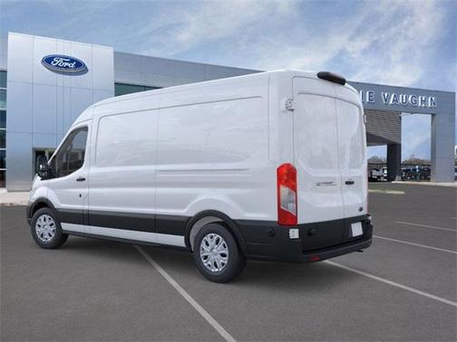 2025 Ford E-Transit Base