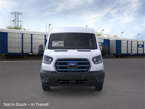 2025 Ford E-Transit Base