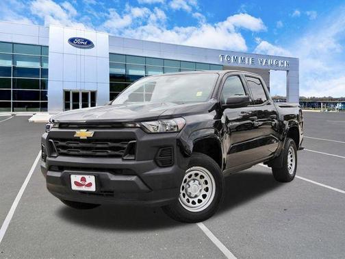 Black 2025 Chevrolet Colorado WT