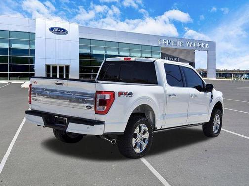 White Metallic 2022 Ford F-150 Platinum