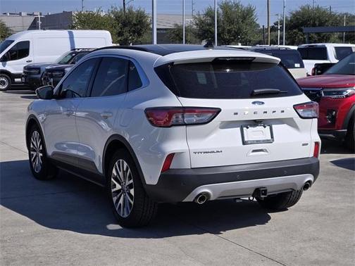 2021 Ford Escape Titanium Hybrid