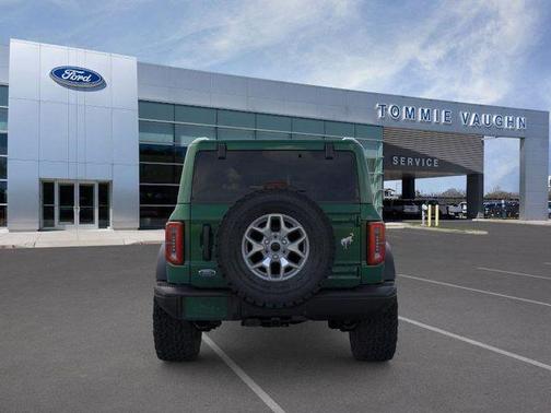 Eruption Green Metallic 2025 Ford Bronco Badlands