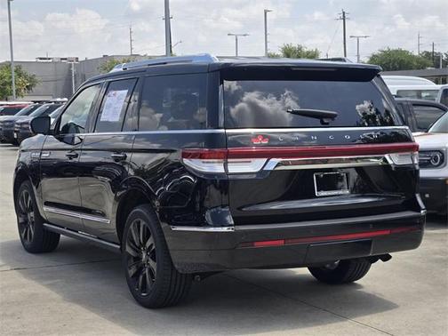 2023 Lincoln Navigator Reserve