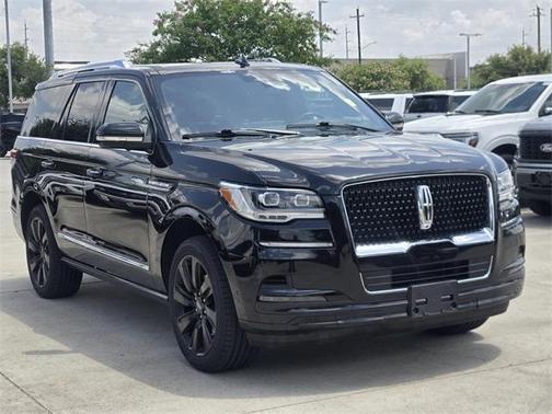 2023 Lincoln Navigator Reserve