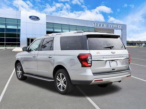 Star White 2022 Ford Expedition Max Limited