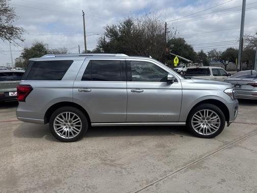 2023 Ford Expedition Platinum