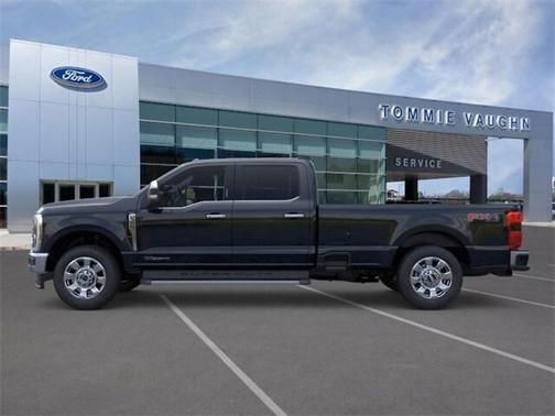 2025 Ford F-350 Lariat Super Duty