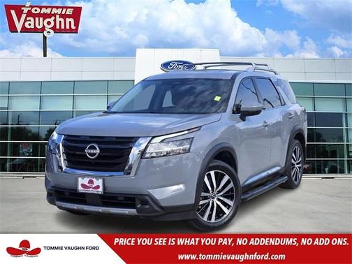 2023 Nissan Pathfinder Platinum