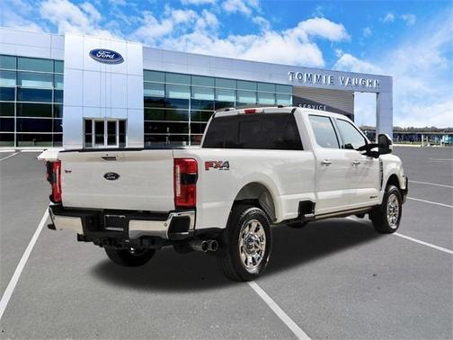 2024 Ford F-350 Lariat Super Duty