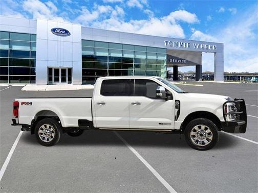 2024 Ford F-350 Lariat Super Duty