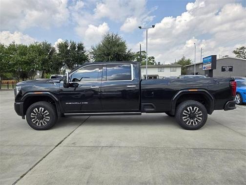 2025 GMC Sierra 3500 Denali Ultimate