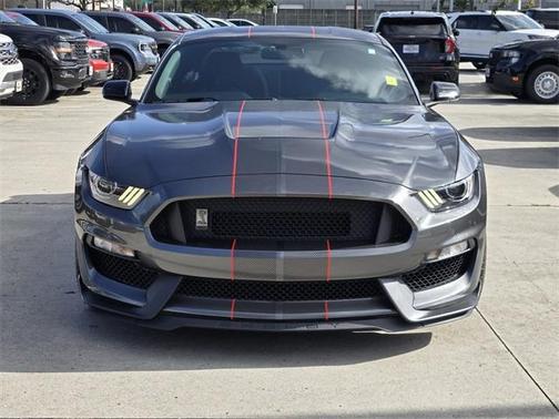 2016 Ford Shelby GT350 Base