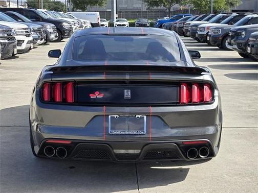 2016 Ford Shelby GT350 Base