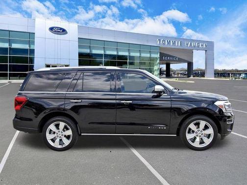 Black Metallic 2023 Ford Expedition Platinum