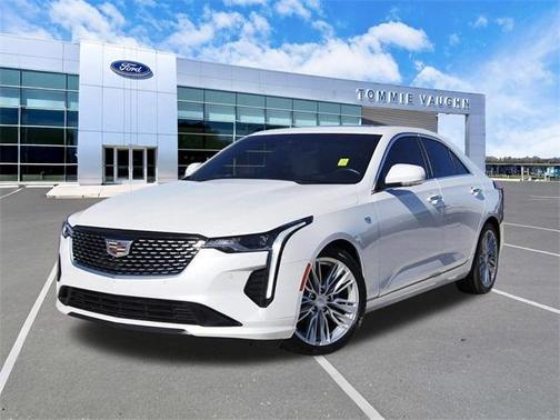 2023 Cadillac CT4 Premium Luxury