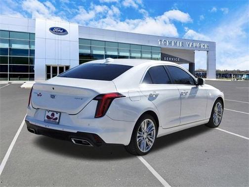 2023 Cadillac CT4 Premium Luxury