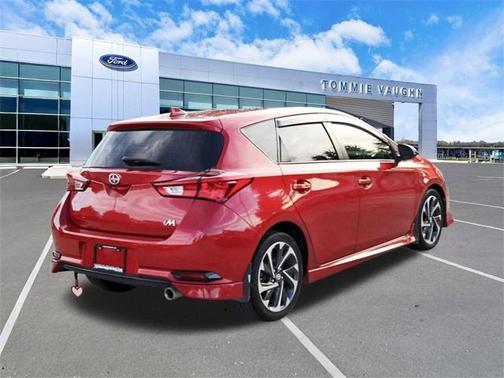 2016 Scion iM Base