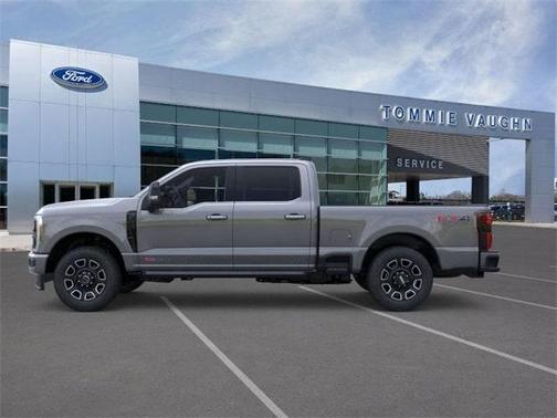 2025 Ford F-250 Platinum
