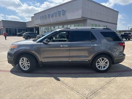 Gray 2013 Ford Explorer XLT