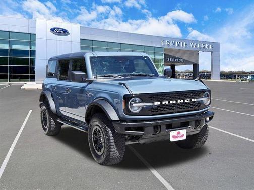 Azure Gray Metallic 2024 Ford Bronco Wildtrak