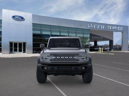 Carbonized Gray Metallic 2025 Ford Bronco Badlands