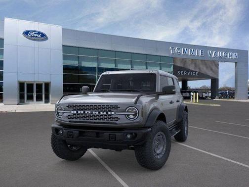 Carbonized Gray Metallic 2025 Ford Bronco Badlands