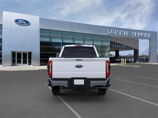 2025 Ford F-350 Lariat Super Duty