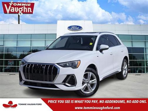 2022 Audi Q3 45 S line Premium