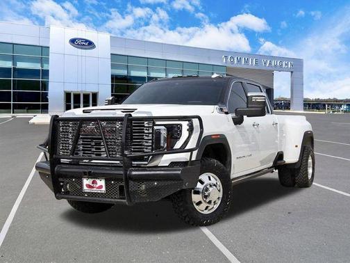 Summit White 2024 GMC Sierra 3500 Denali