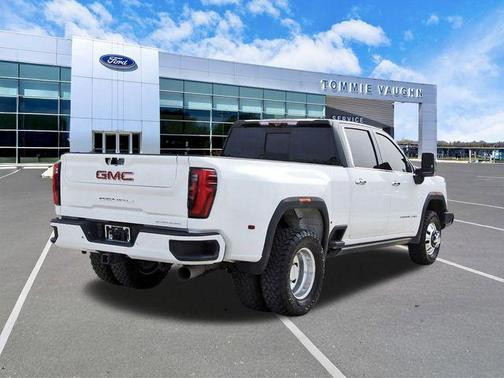 Summit White 2024 GMC Sierra 3500 Denali