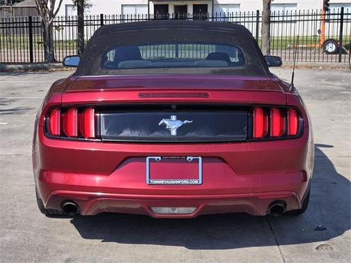 2015 Ford Mustang V6