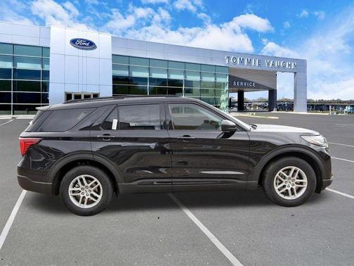Black Metallic 2026 Ford Explorer Active