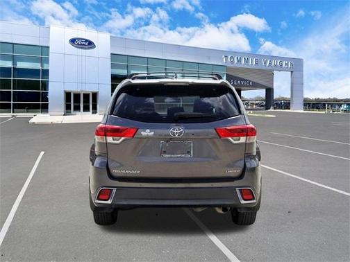 2018 Toyota Highlander Limited Platinum