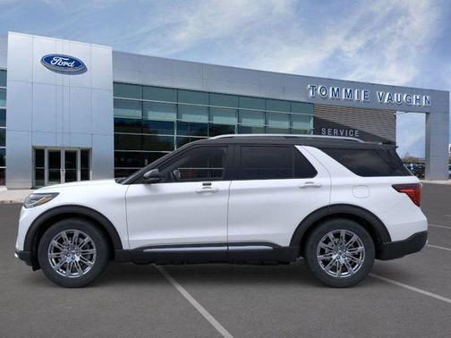 Star White 2026 Ford Explorer Platinum