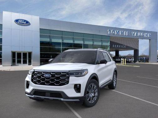 Star White 2026 Ford Explorer Platinum
