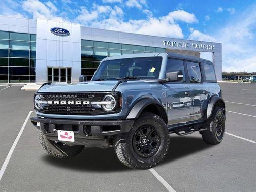 Azure Gray Metallic 2023 Ford Bronco Wildtrak