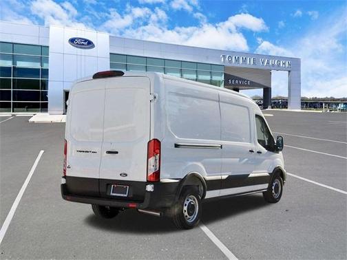 2026 Ford Transit-250 148 WB Medium Roof Cargo