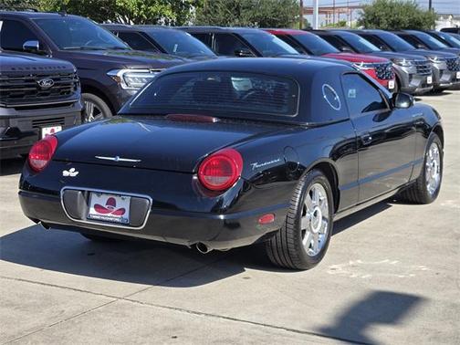 2005 Ford Thunderbird 