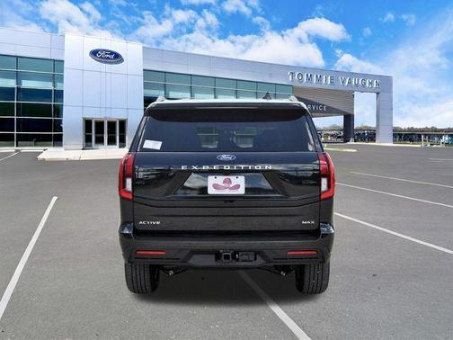 Agate Black Metallic 2026 Ford Expedition Max Active
