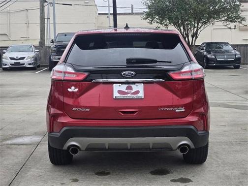 2020 Ford Edge Titanium