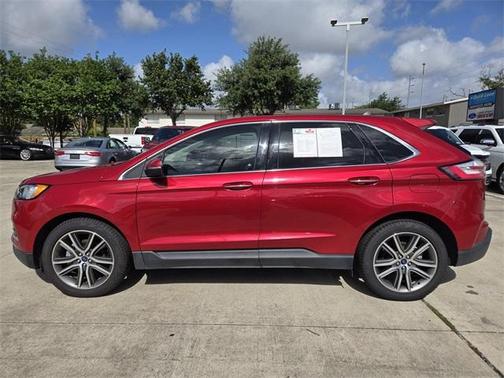 2020 Ford Edge Titanium