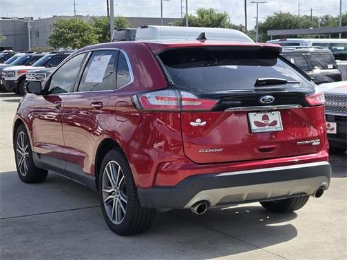 2020 Ford Edge Titanium
