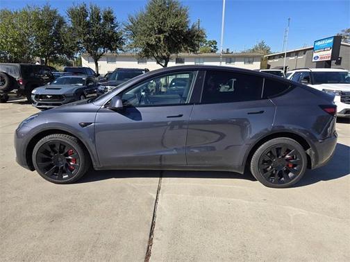 2022 Tesla Model Y Long Range