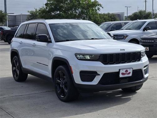 2023 Jeep Grand Cherokee Altitude