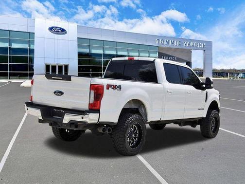 White Platinum Clearcoat Metallic 2019 Ford F-250 Lariat