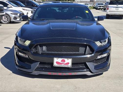 2017 Ford Shelby GT350 Base