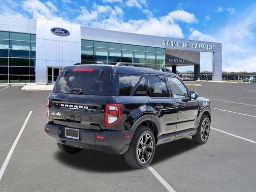 Shadow Black 2025 Ford Bronco Sport Outer Banks