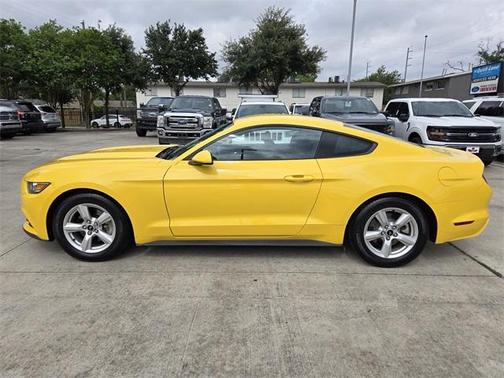 2017 Ford Mustang V6