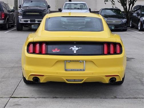 2017 Ford Mustang V6